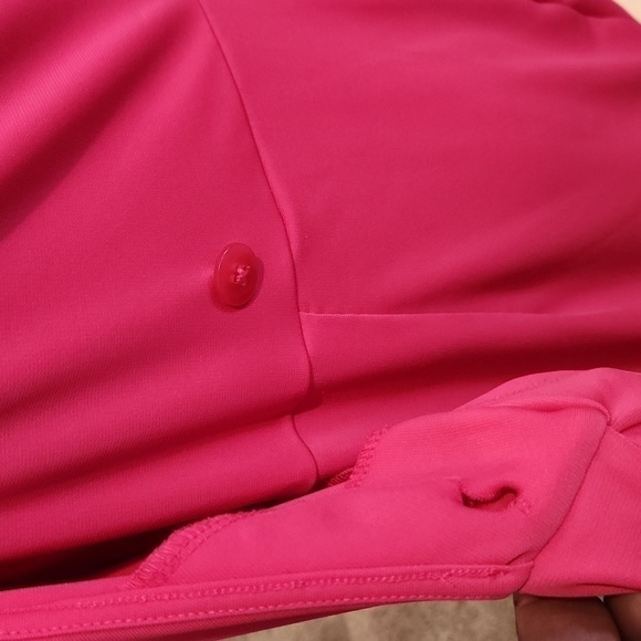 [Amazon Essentials] Pink V-neck Short Sleeve Wrap Dress - Size 1X - Picture 6 of 9